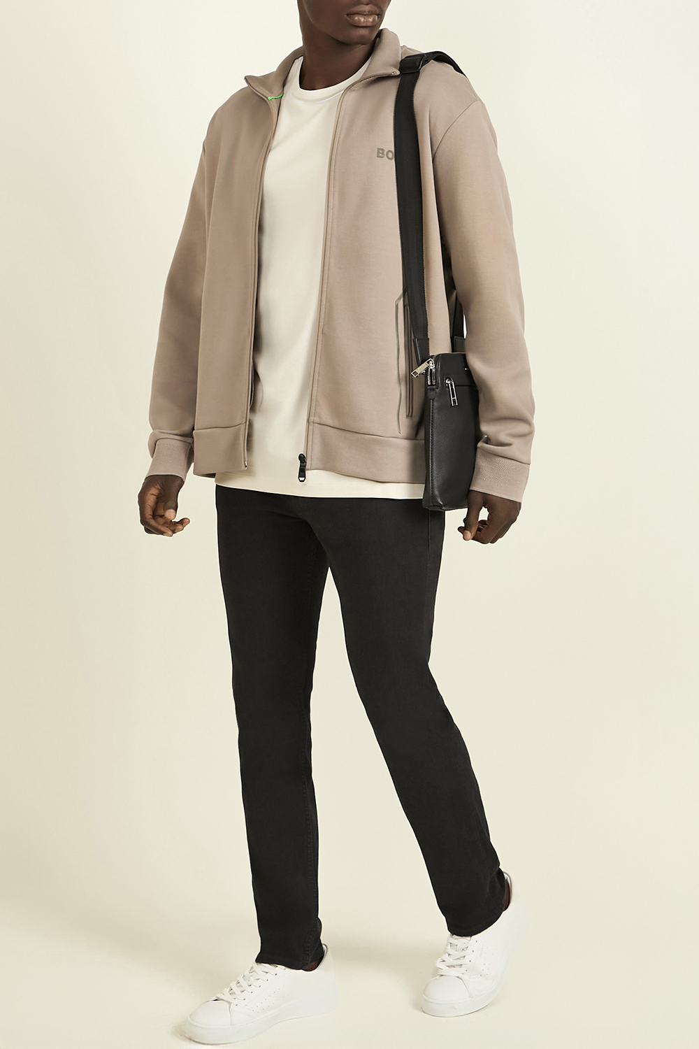 סווטשירט עם רוכסן